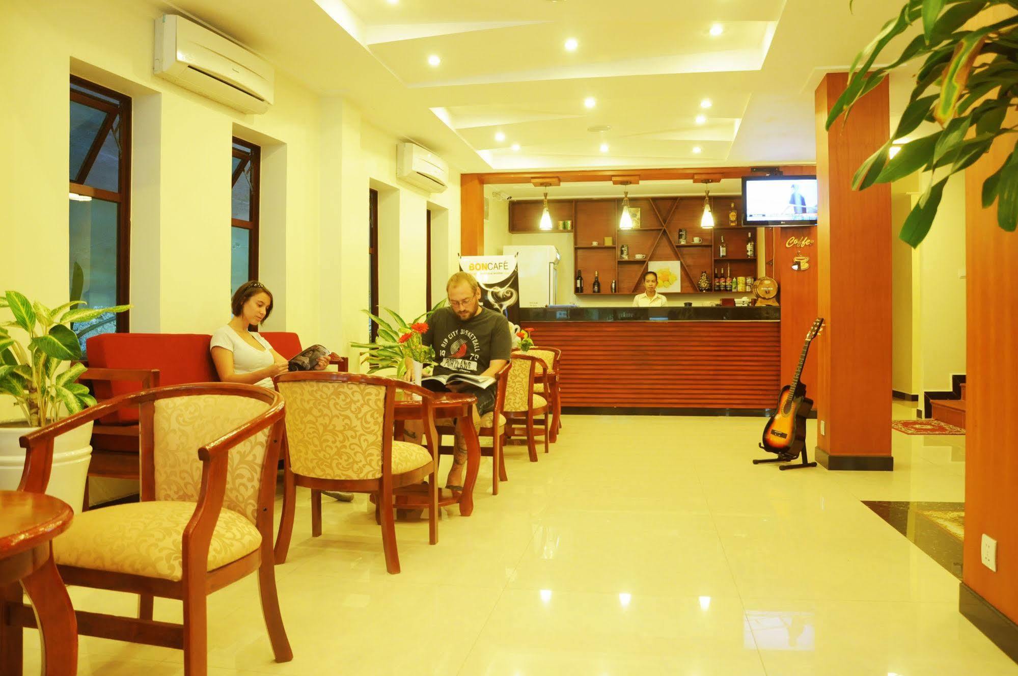V N E Hotel Phnompen Kültér fotó