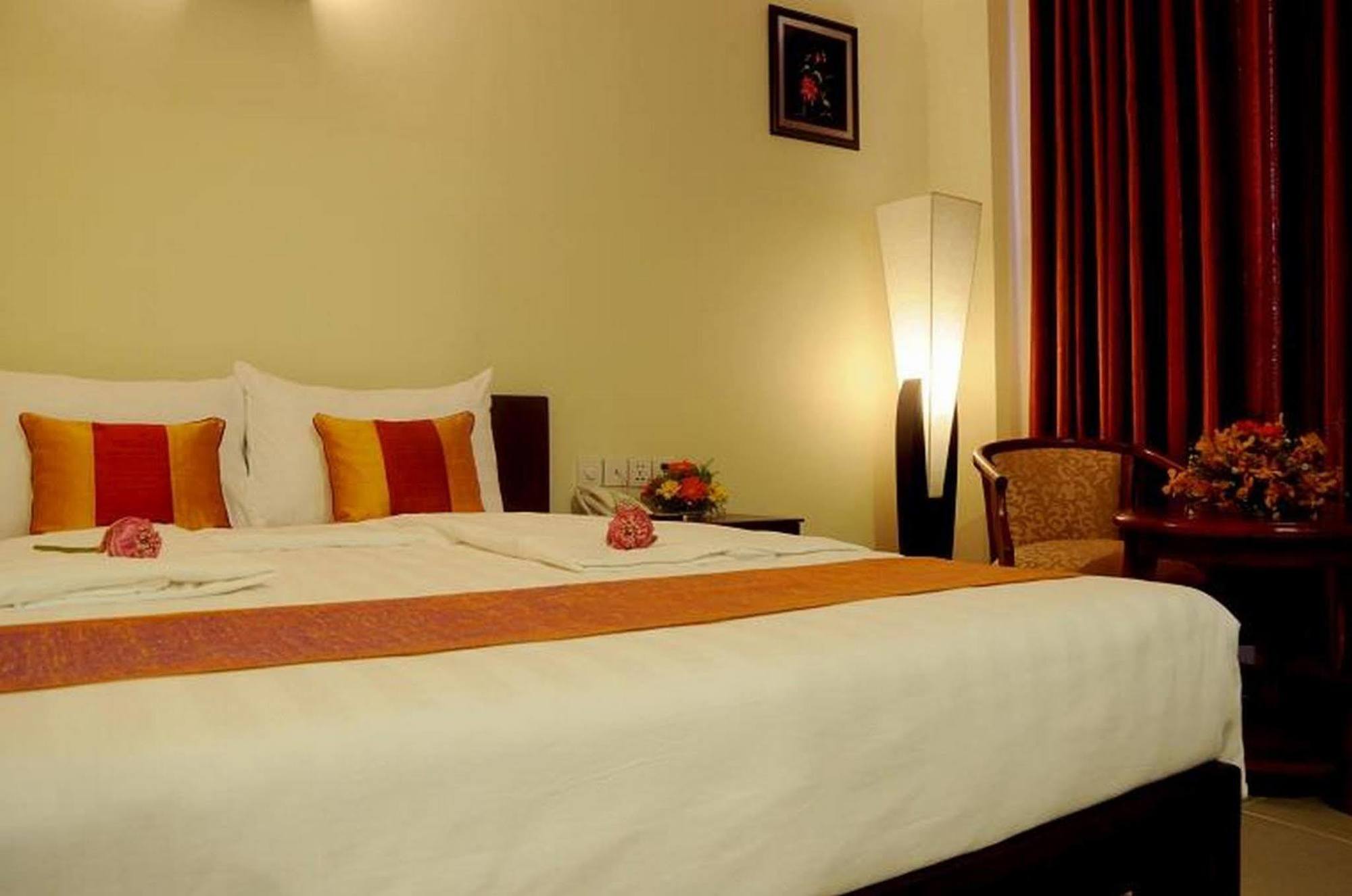 V N E Hotel Phnompen Kültér fotó