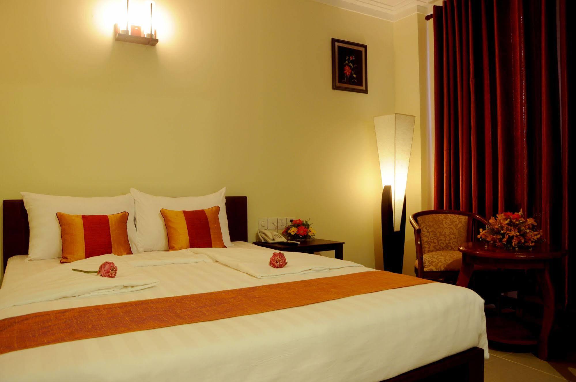 V N E Hotel Phnompen Kültér fotó