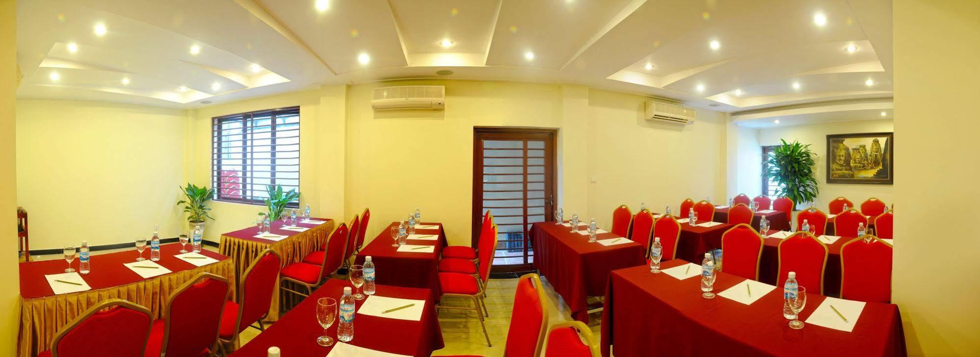 V N E Hotel Phnompen Kültér fotó