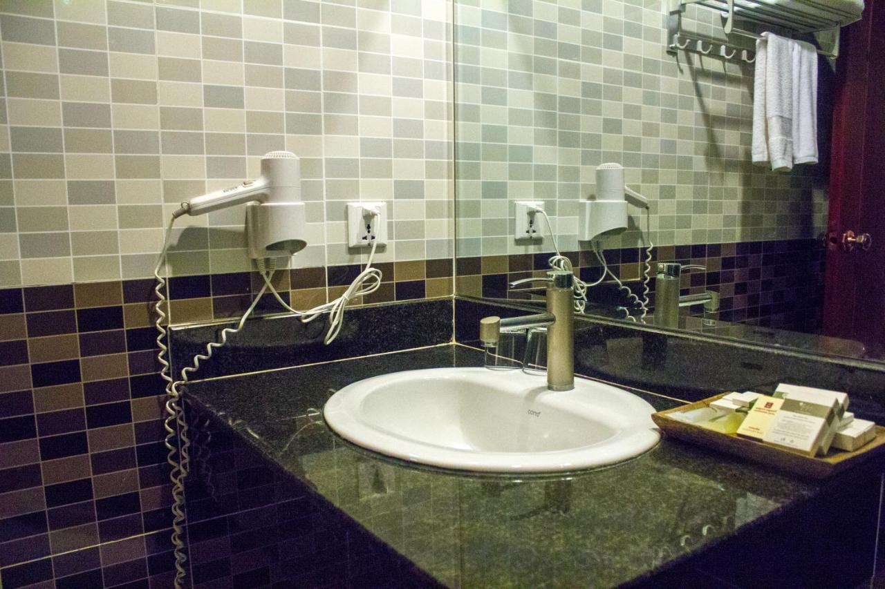 V N E Hotel Phnompen Kültér fotó