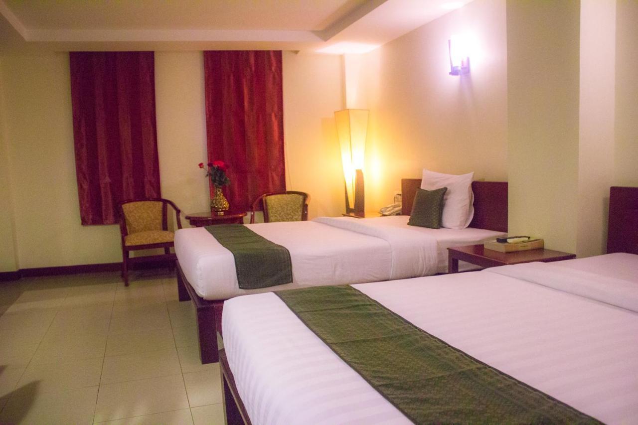 V N E Hotel Phnompen Kültér fotó