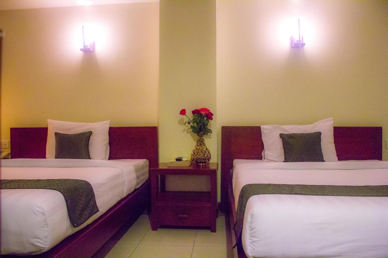 V N E Hotel Phnompen Kültér fotó