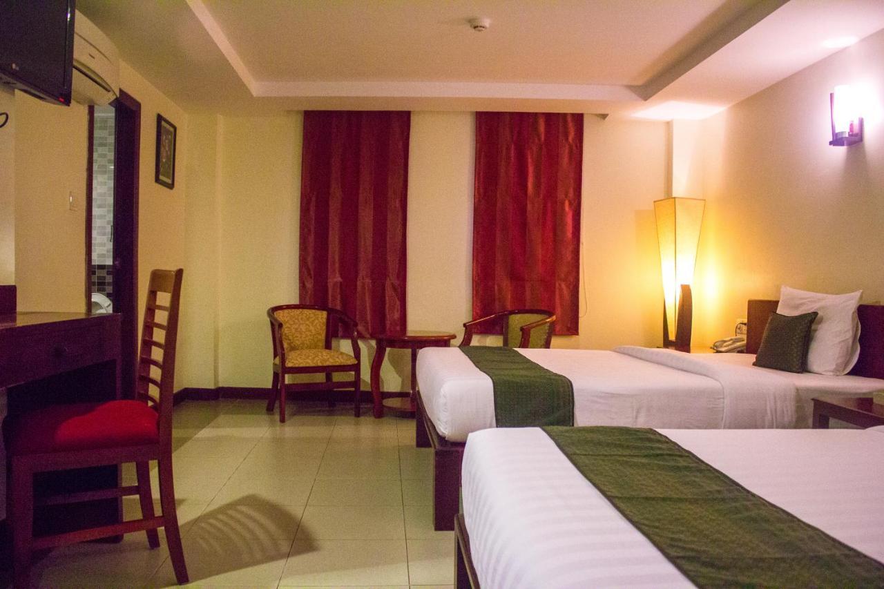 V N E Hotel Phnompen Kültér fotó