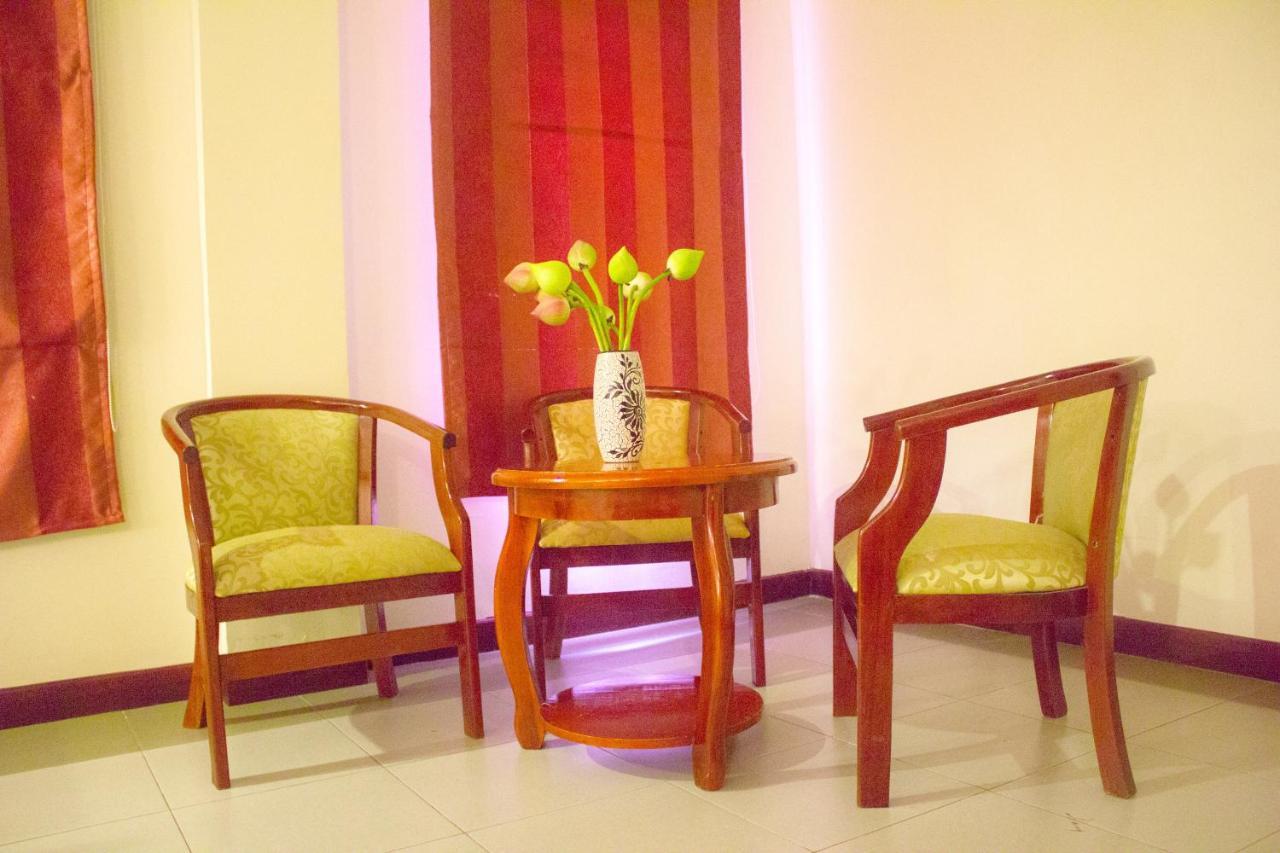 V N E Hotel Phnompen Kültér fotó